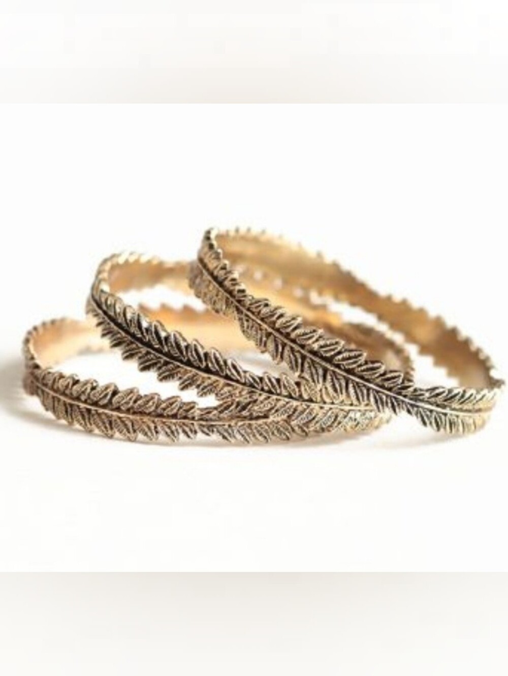 Vintage Boho Brass-Tone Fern Leaf Bangle Bracelets - Set of 3
